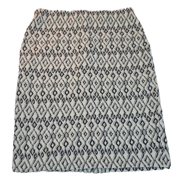 Philosophy Dresses & Skirts - Philosophy Black and White Pencil Skirt | Women's Size 8
